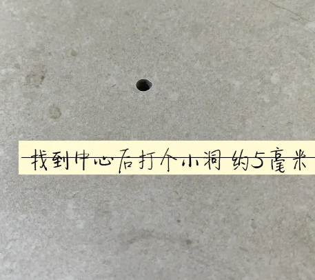 零陵瓷砖空鼓维修公司专业解答在瓷砖铺贴过程中，如果砂料搅拌不均匀，将会带来以下问题